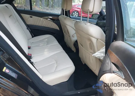 2008 Mercedes-Benz E 550 z USA, uszkodzony, nr VIN WDBUF72X68B259853